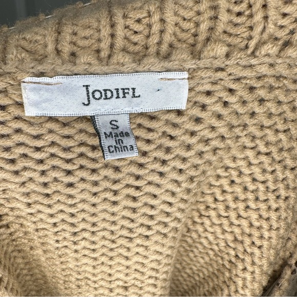 Tan oversized sweater with gold leopard print - Picture 3 of 6